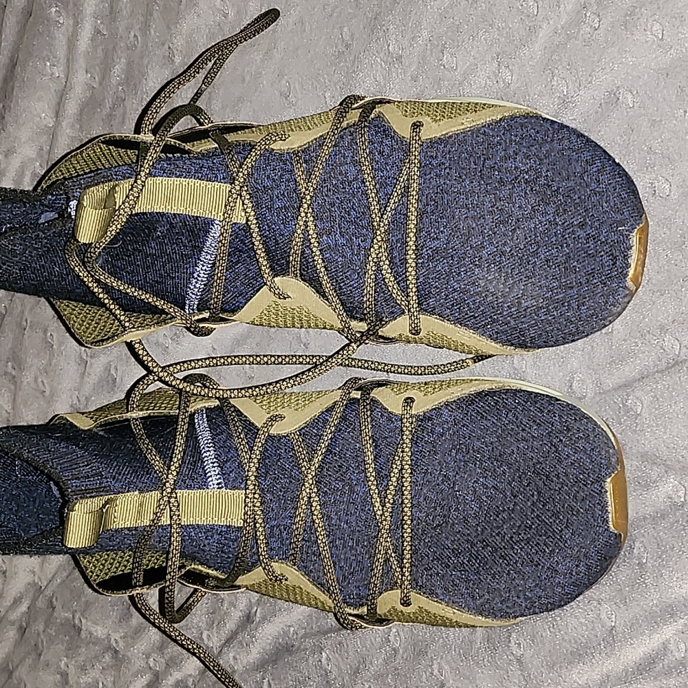 COPY - Puma ignite evoknit wave, size12, green and blue knitting, cork side pan…